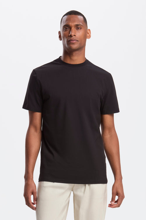 LA CAMISETA REGULAR