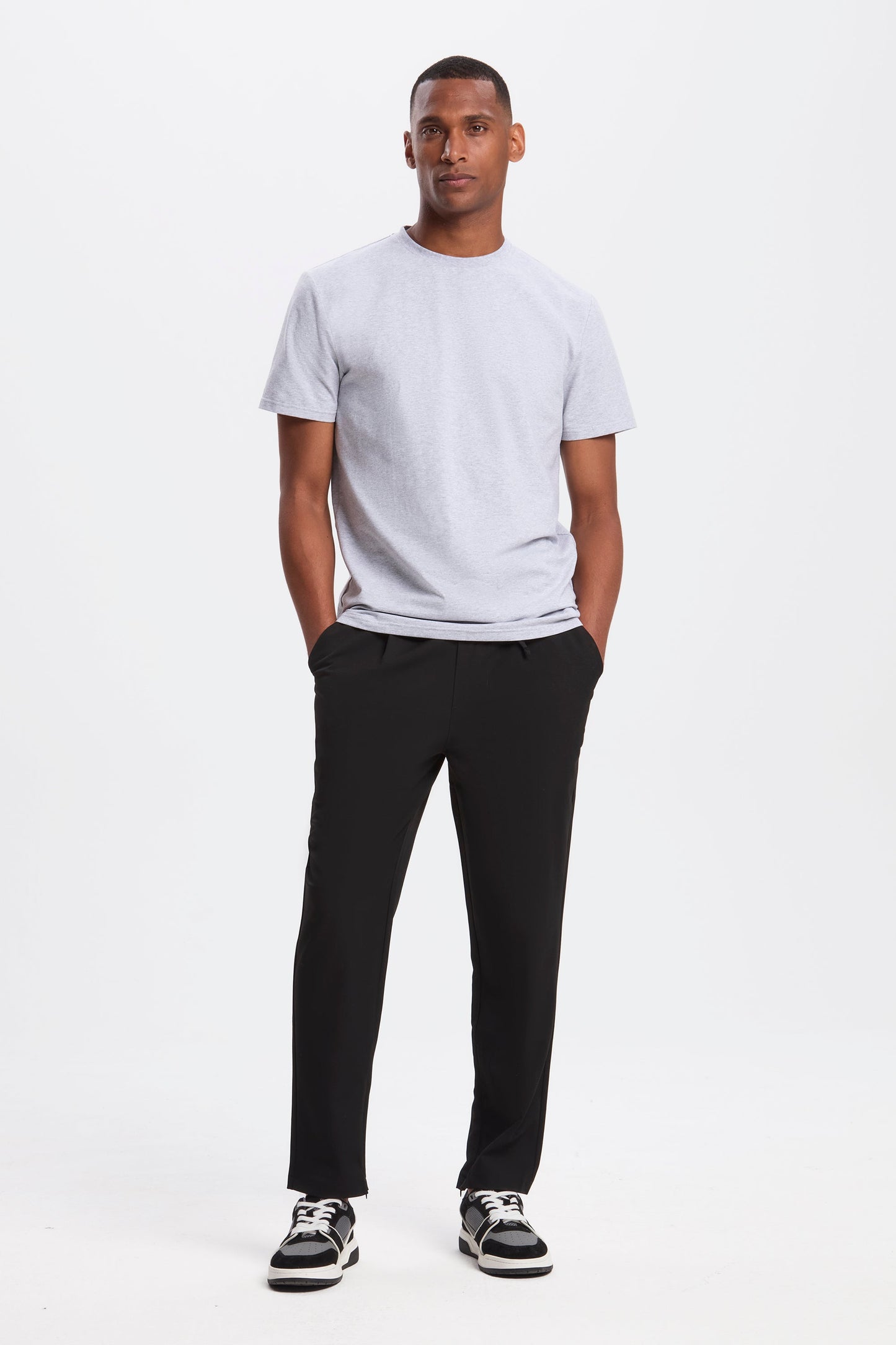 LA CAMISETA REGULAR