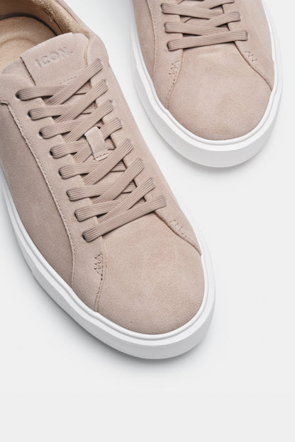 LE CLASSICHE SNEAKERS IN SUEDE