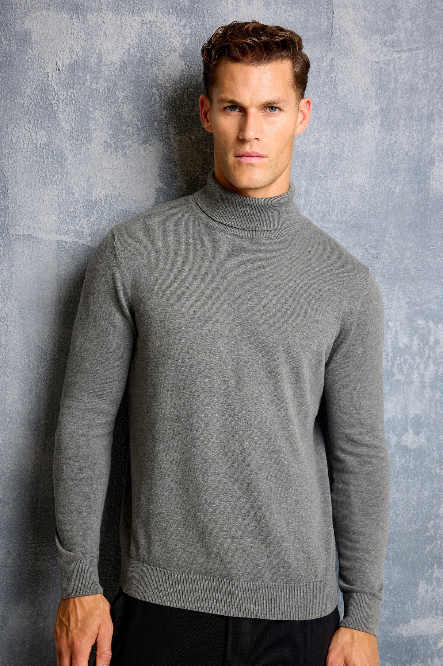 EL JERSEY DE CUELLO ALTO SANTONI